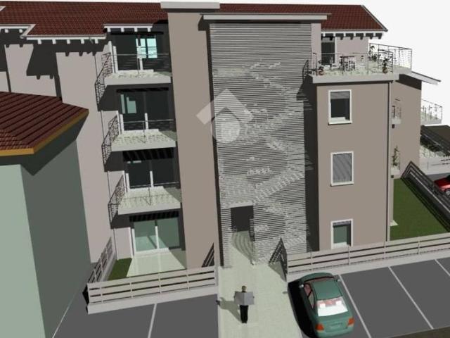 Appartamento in vendita a Desenzano Del Garda