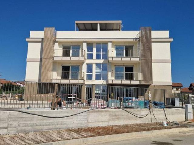 Appartamento in vendita a Desenzano Del Garda