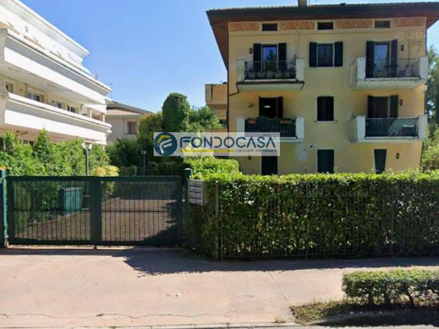 Appartamento in vendita a Desenzano del Garda