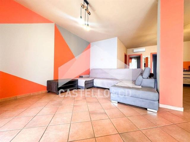 Appartamento in vendita a Desenzano Del Garda