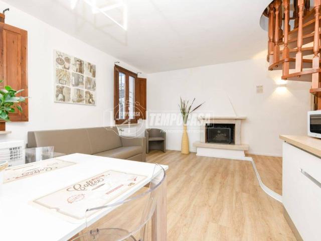 Appartamento in vendita a Desenzano del Garda BS
