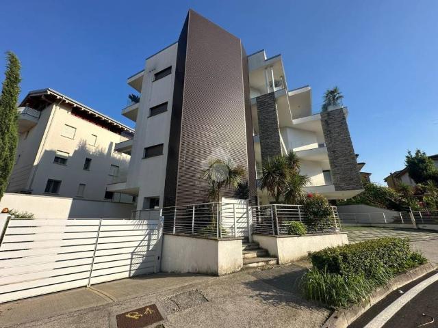 Appartamento in vendita a Desenzano del Garda BS