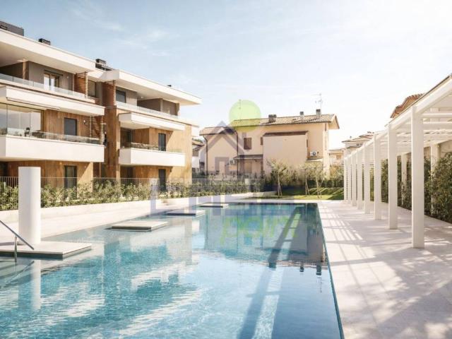 Appartamento in vendita a Desenzano del Garda BS