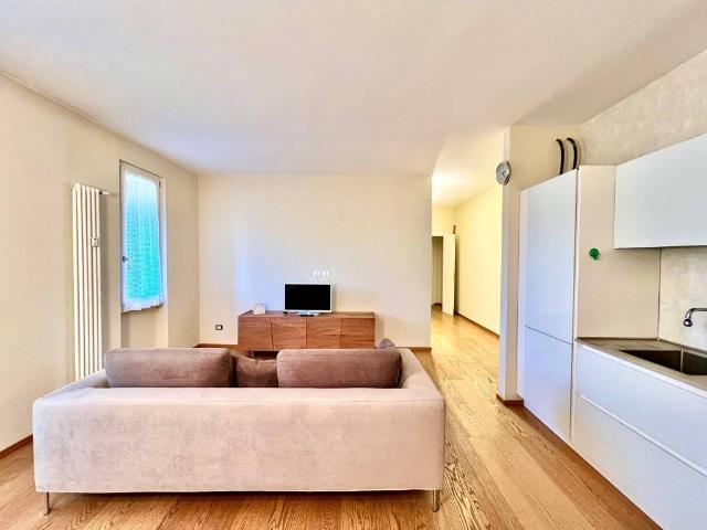 Appartamento in vendita a Desenzano del Garda BS