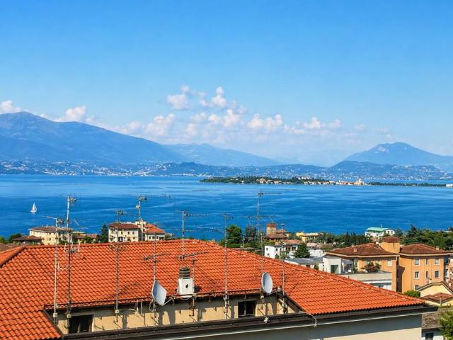 Appartamento in vendita a Desenzano del Garda BS