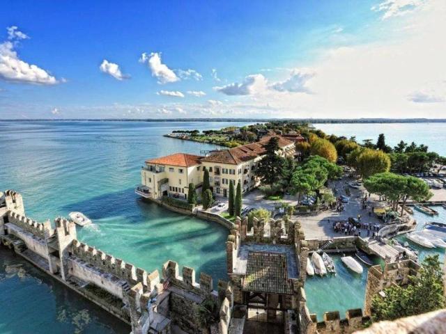 Appartamento in vendita a Desenzano del Garda BS