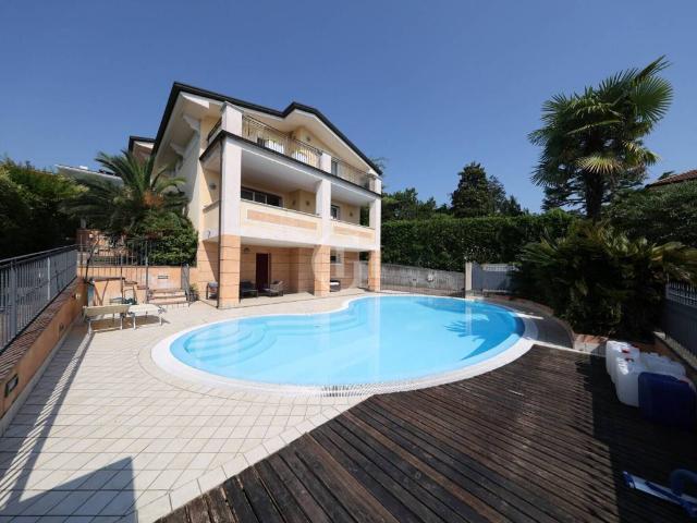Appartamento in vendita a Desenzano del Garda BS