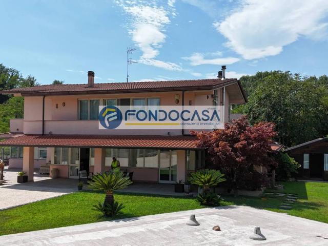 Appartamento in vendita a Desenzano del Garda BS