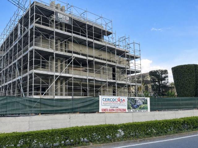 Appartamento in vendita a Desenzano del Garda BS