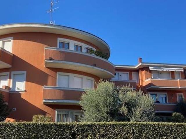 Appartamento in vendita a Desenzano del Garda BS
