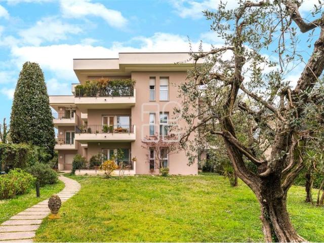 Appartamento in vendita a Desenzano del Garda BS