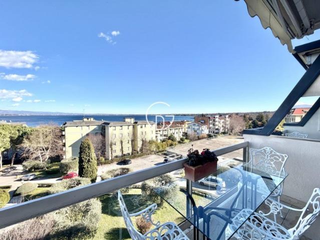 Appartamento in vendita a Desenzano del Garda, Desenzano del Garda