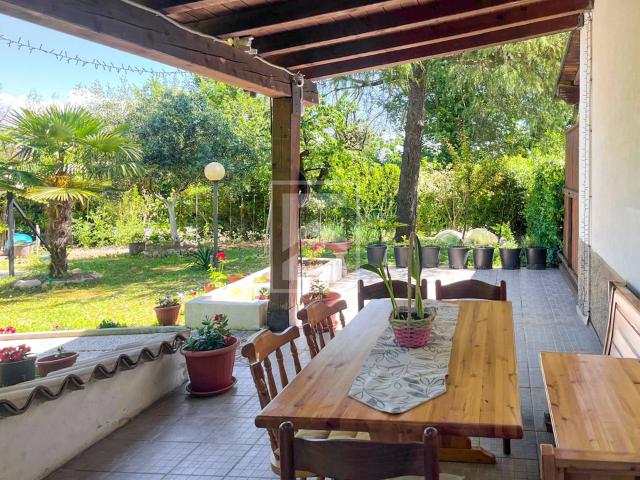 Appartamento in vendita a Desenzano del Garda, San Martino della Battaglia