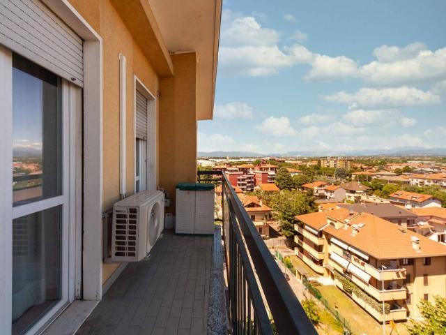 Appartamento in vendita a Desio MB