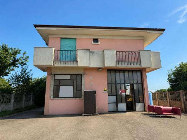 Appartamento in vendita a Desio MB