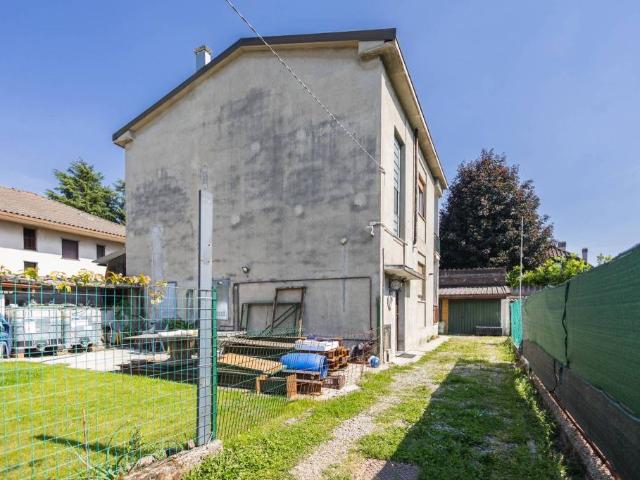 Appartamento in vendita a Desio via Giovanni Prati
