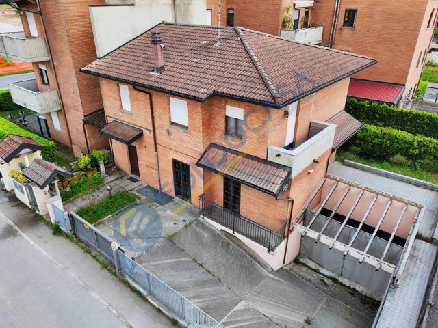 Appartamento in vendita a Desio