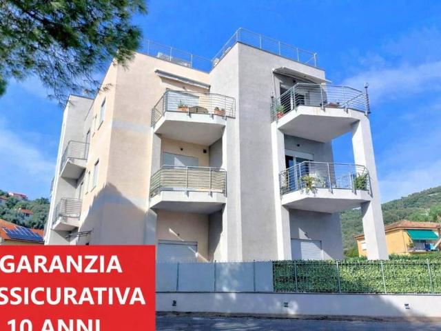 Appartamento in vendita a Diano Marina corso Garibaldi, 52