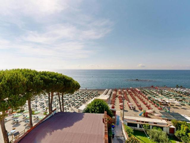 Attico / Mansarda in vendita a Diano Marina IM