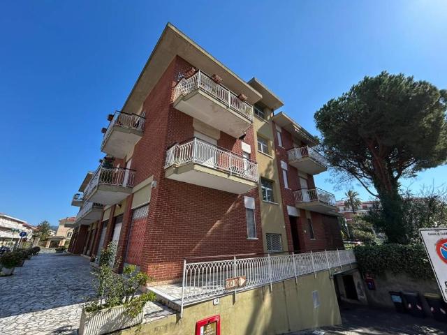 Appartamento in vendita a Diano Marina IM