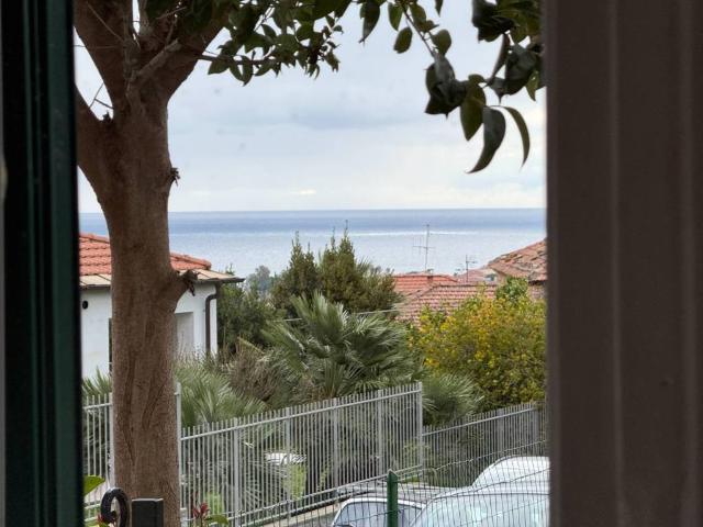 Appartamento in vendita a Diano Marina IM