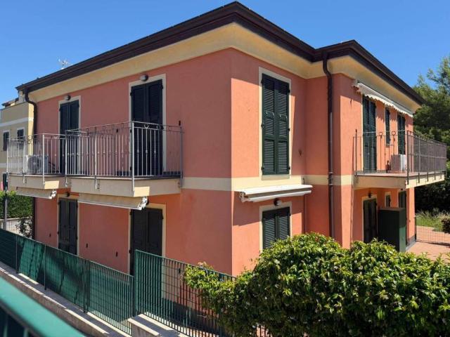 Appartamento in vendita a Diano Castello IM