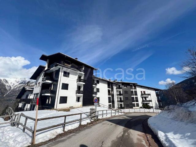 Appartamento in vendita a Dimaro Folgarida strada del Rocolo, 4