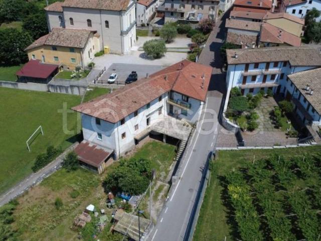 Appartamento in vendita a Dolcè via Corno d'Aquilio, Ossenigo