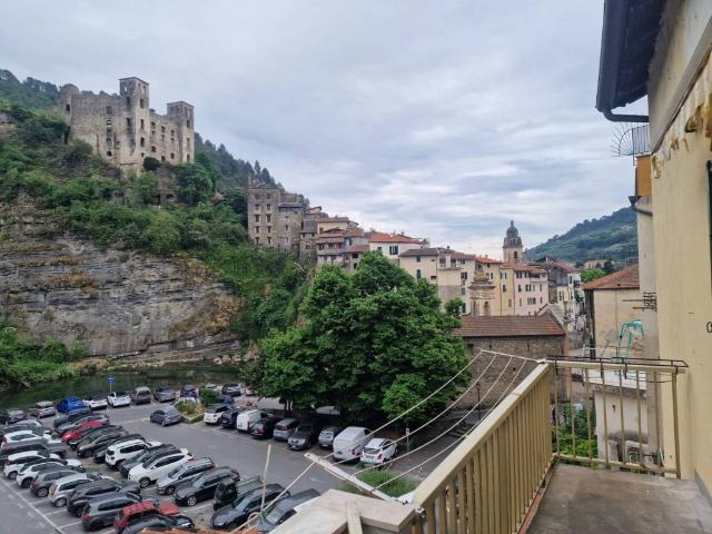 Appartamento in vendita a Dolceacqua IM