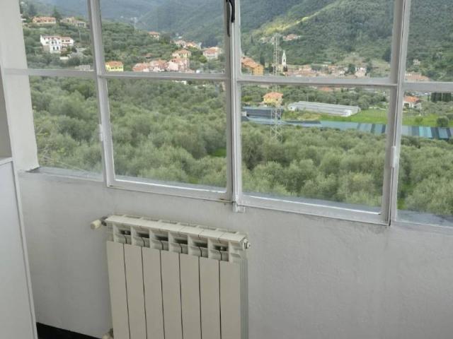 Appartamento in vendita a Dolcedo IM