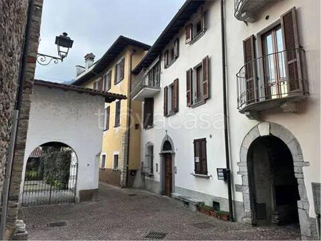 Appartamento in vendita a Domaso via San Giovanni, 16
