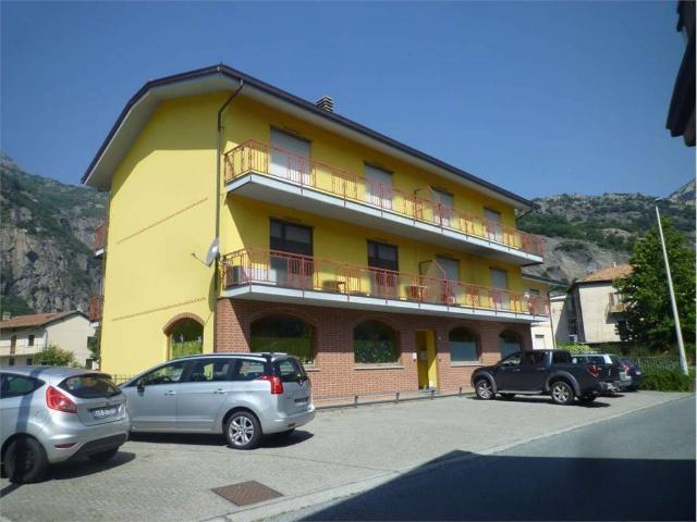 Appartamento in vendita a Donnas AO