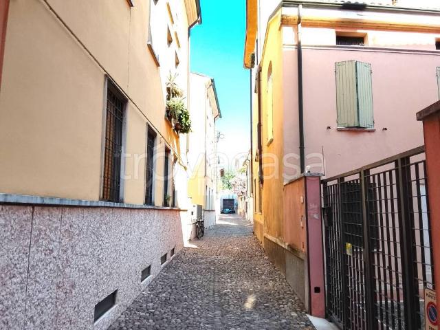 Appartamento in vendita a Mantova via Pietro Frattini, 35, Centro