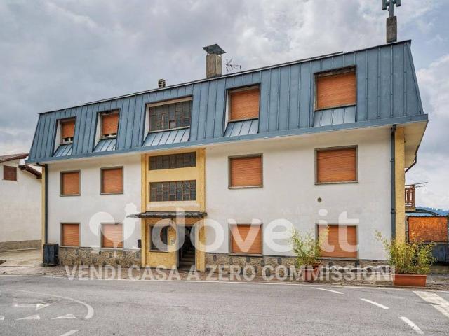 Appartamento in vendita a Dossena BG