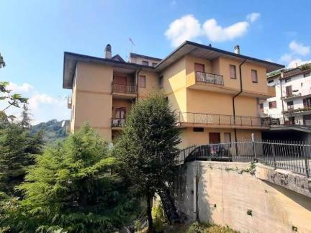 Appartamento in vendita a Dossena BG