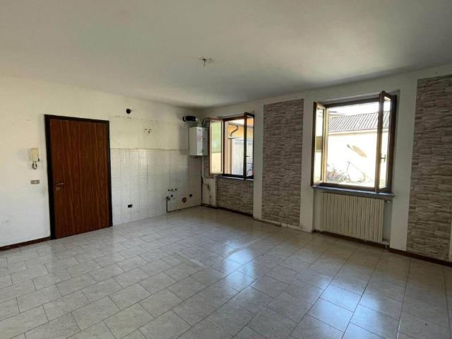 Appartamento in vendita a Dovera CR