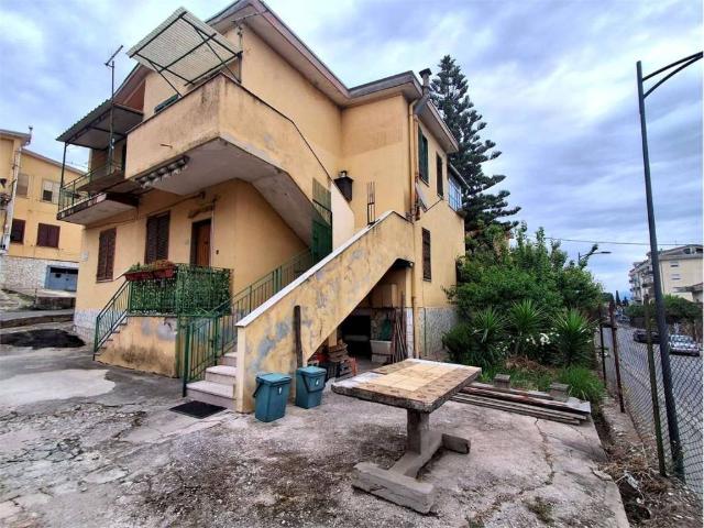 Appartamento in vendita a Eboli SA