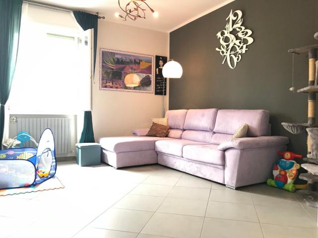 Appartamento in vendita a Empoli in Ristrutturato composto da 4vani