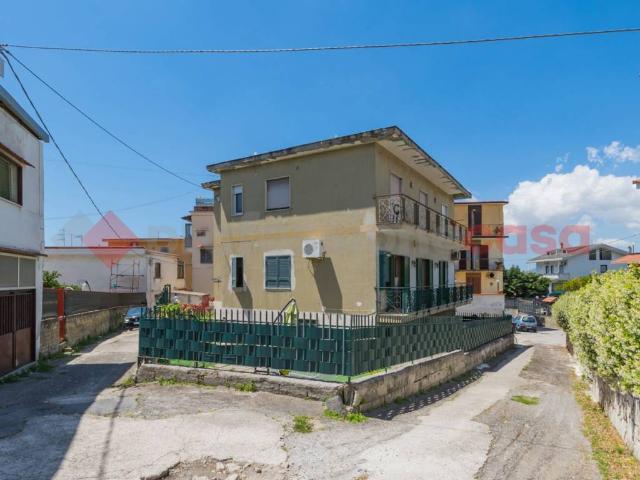 Appartamento in vendita a Ercolano NA
