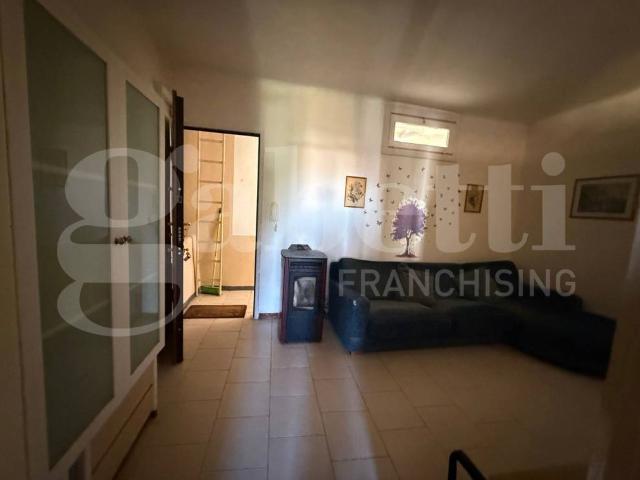 Appartamento in vendita a Erba CO