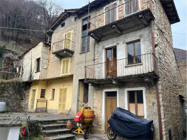 Casa indipendente in vendita a Erve LC