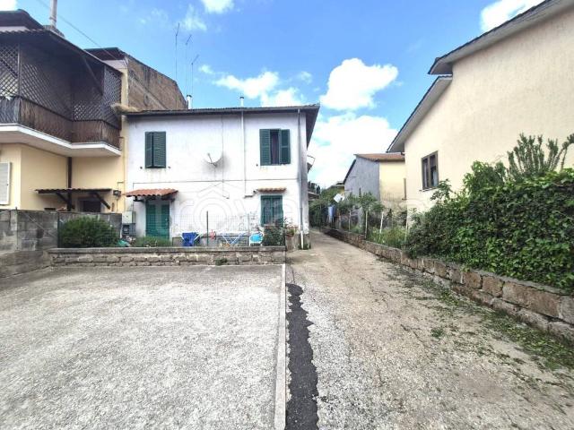 Appartamento in vendita a Fabrica di Roma viale degli Eroi, 115