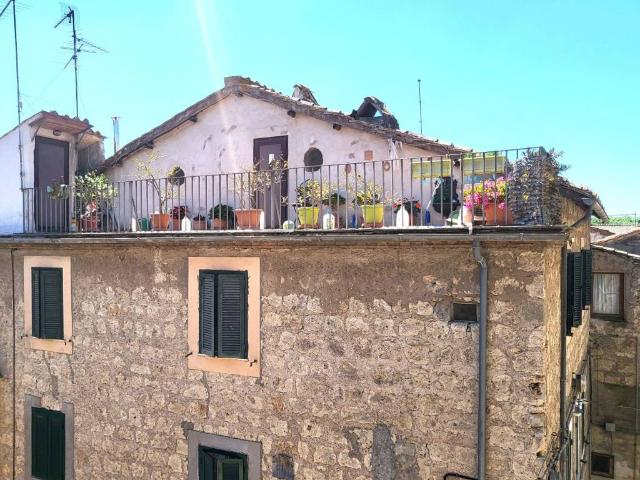 Appartamento in vendita a Fabrica di Roma VT