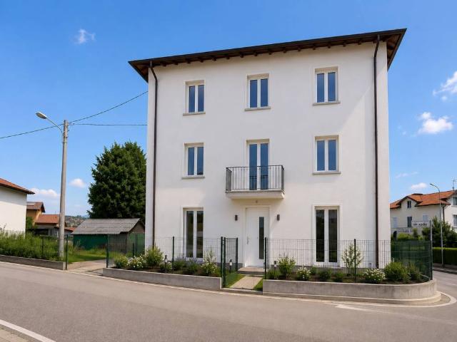 Appartamento in vendita a Faloppio CO