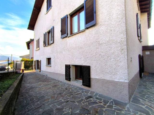 Appartamento in vendita a Faloppio CO