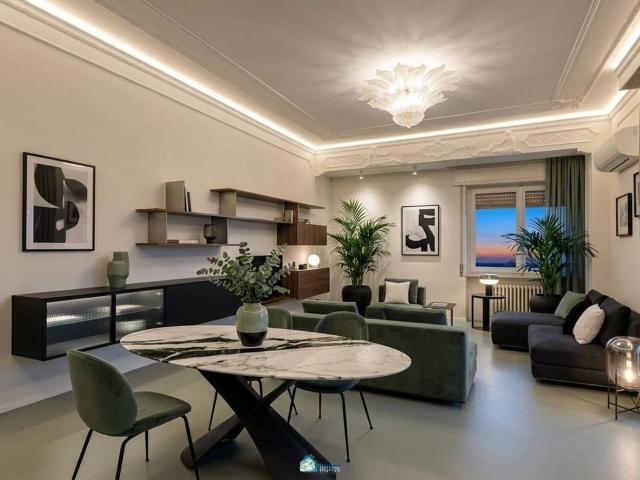 Appartamento in vendita a Falconara Marittima