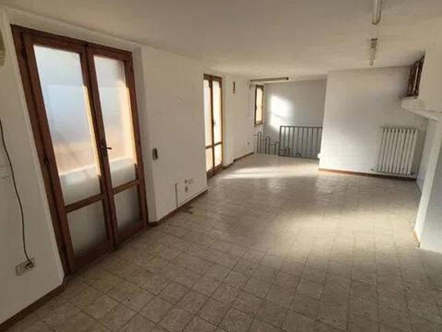 Appartamento in vendita a Falconara Marittima AN