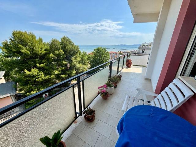 Appartamento in vendita a Falconara Marittima AN
