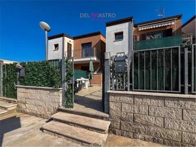Appartamento in vendita a Falconara Marittima AN