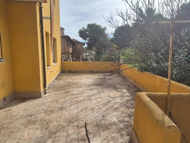 Appartamento in vendita a Falconara Marittima AN